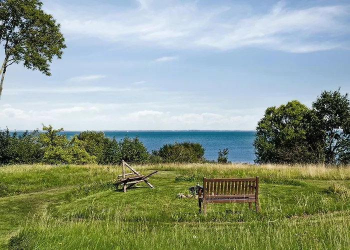 By With Panoramic Views Ferienhaus *