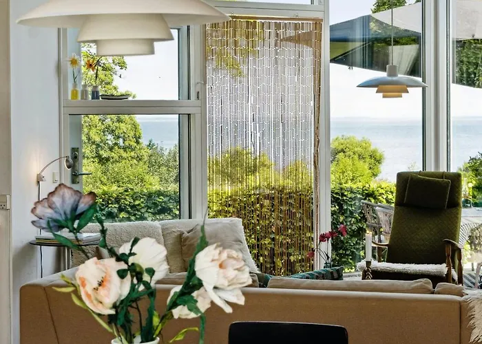 By With Panoramic Views Nykøbing Sjælland