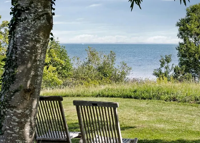 By With Panoramic Views Ferienhaus *